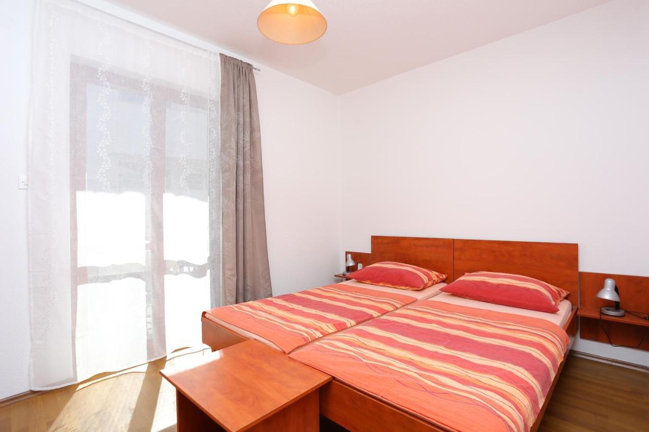 Apartments By The Sea Arbanija, Ciovo - 17332 Trogir Eksteriør billede